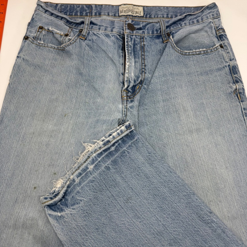 Aeropostale Driggs Slim Bootcut Jeans Mens 33x34 Light Wash Blue Cotton
